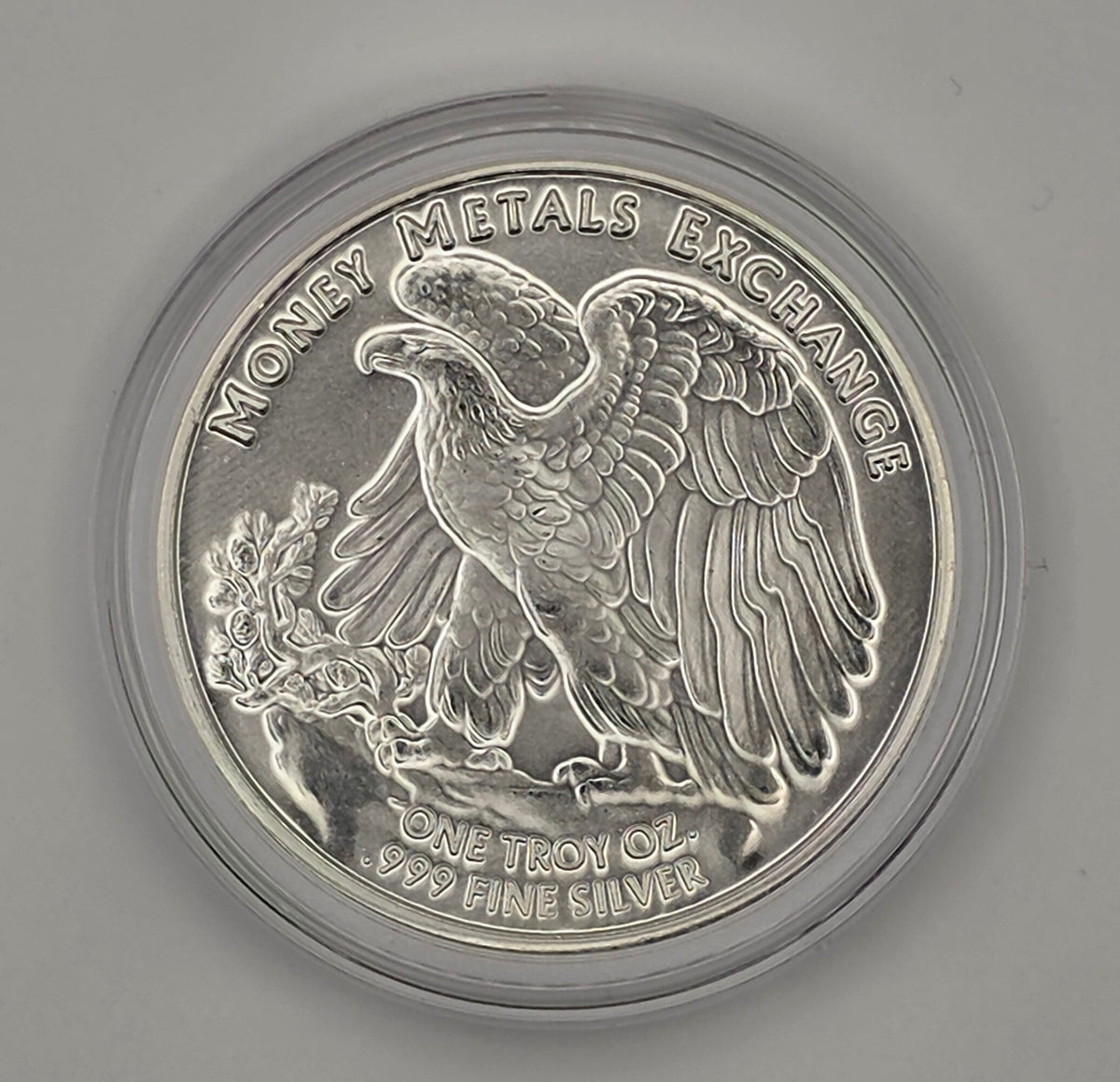 American Silver Eagle Tribute w/ Protective Capsule - .999 Pure Silver 1 Oz - 1 Troy Ounce, .999 Pure