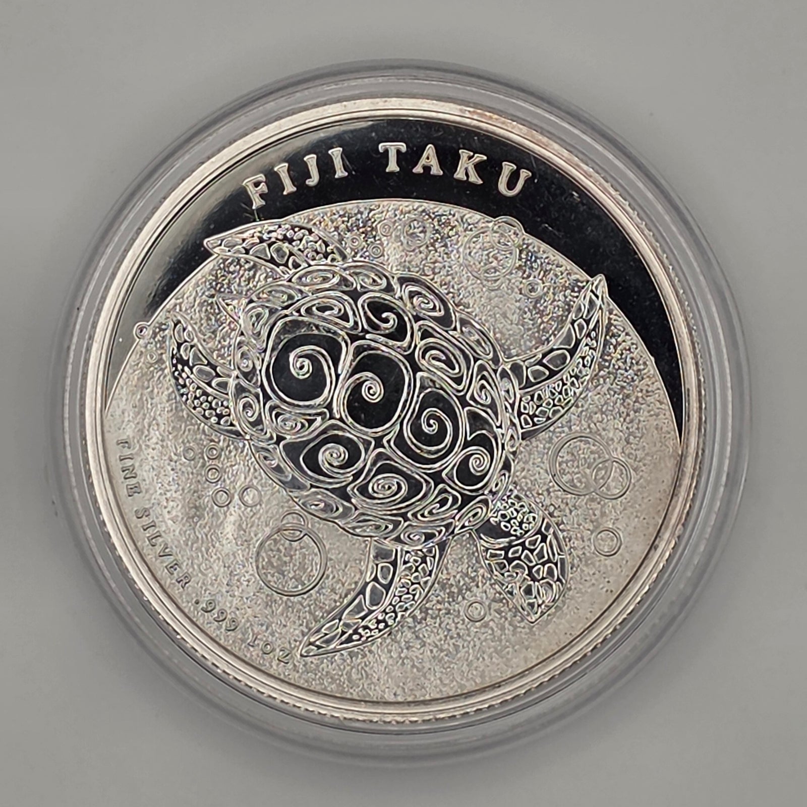 Slight Toning — Fiji Taku Hawksbill Turtle w/ Protective Capsule — 1 oz .999 Fine Silver